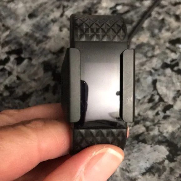 Fitbit Charge 2 - Picture 3 of 8